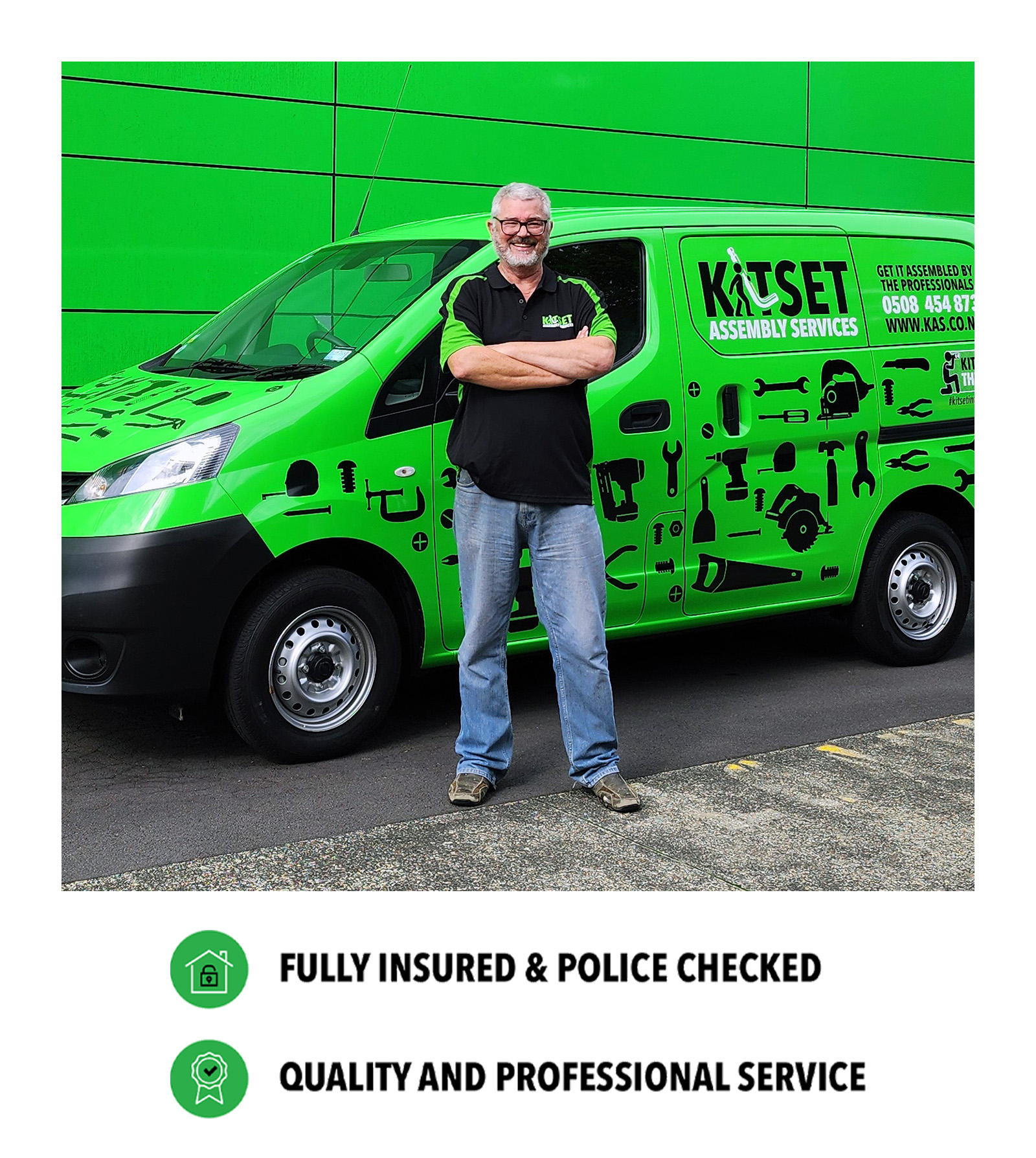 NZ_MKT_FZE_PaulWebsiteProfileImage2_20260724_v01 Paul with a green van infront of a green wall.